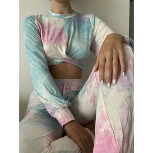 BEACH RIOT PASTEL TIE DYE MARLEY CROP TOP